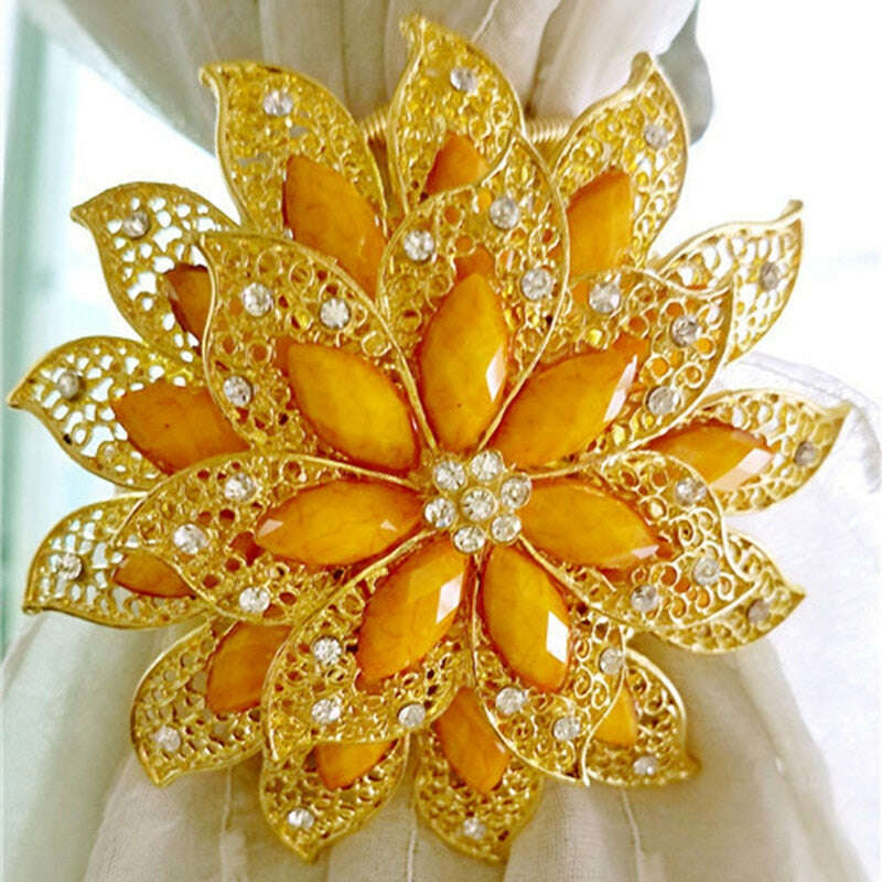 Pearl Simon Flower Shaped  Rhinestone Magnet Curtain Tieback